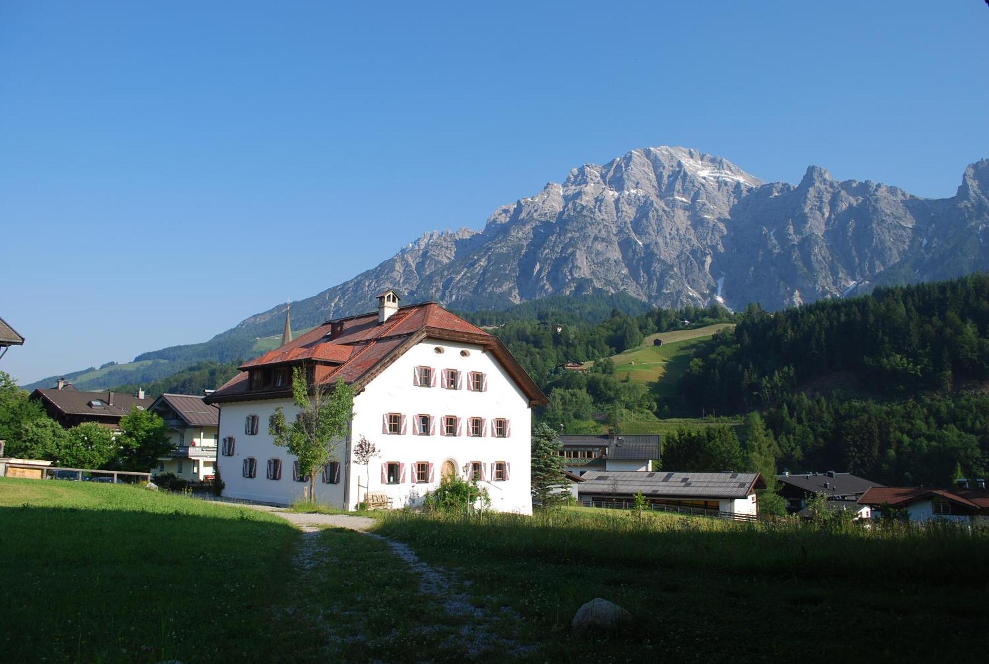 Ansitz Wirtsgut - Familienappartements In Den Bergen Леоганг Экстерьер фото
